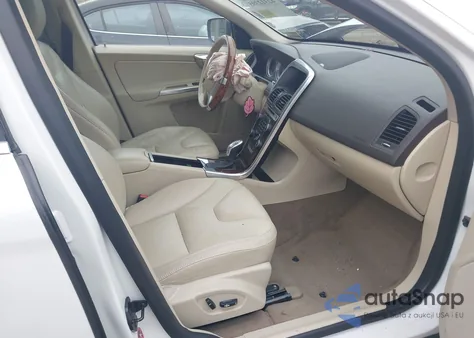 2013 Volvo Xc60 3.2/3.2 Platinum/3.2 Premier/3.2 Premier Plus z USA, uszkodzony, nr VIN YV4940DZ7D2385780